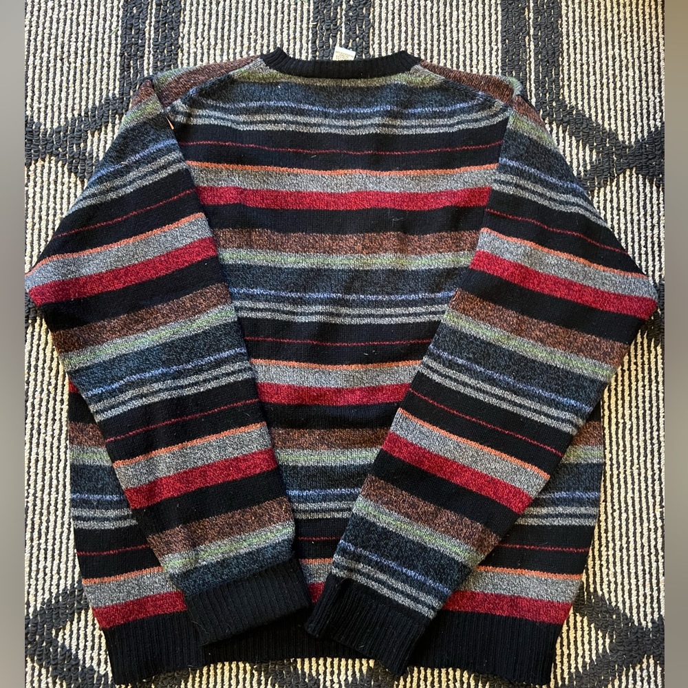 STRIPED VINTAGE SWEATER
